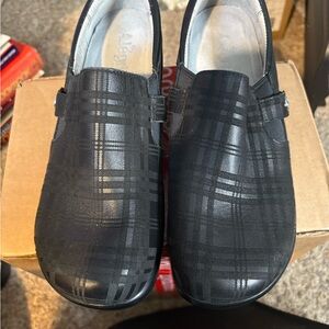 Alegria “Plaid to Meet You” Black Slip-On Loafers